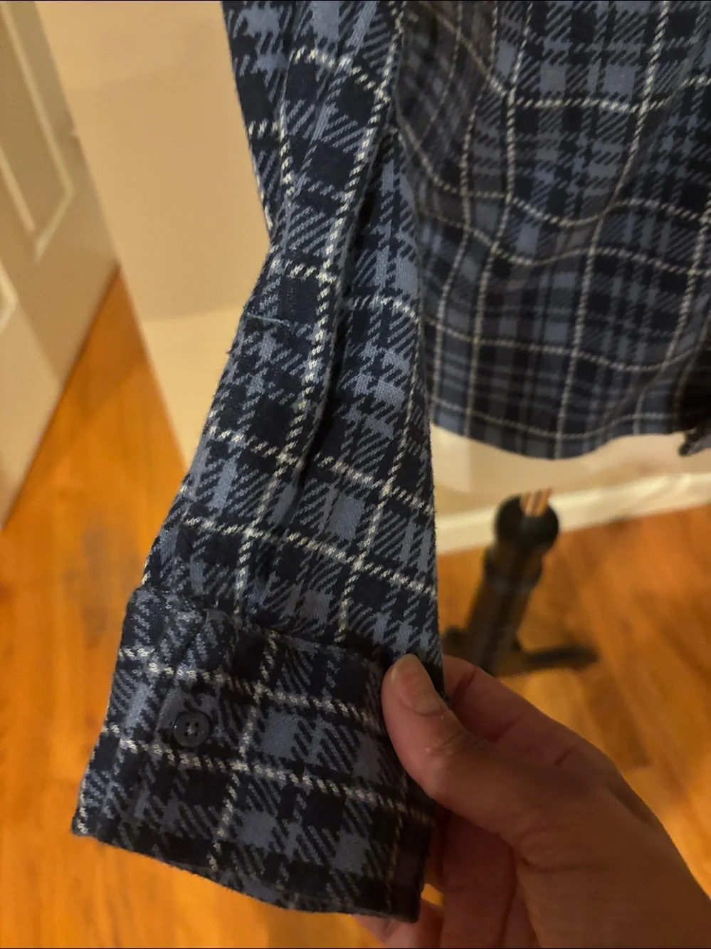 Boys Gap kids blue plaid flannel button down shirt